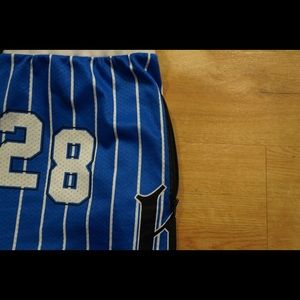 2828 shorts size Medium. Unisex.